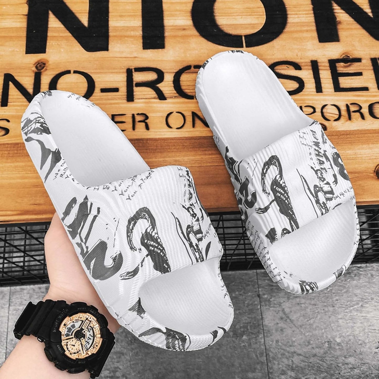 EVA Men's Summer Slippers – Lightweight Non-Slip Beach Sandals, Breathable & Comfortable Casual Footwear