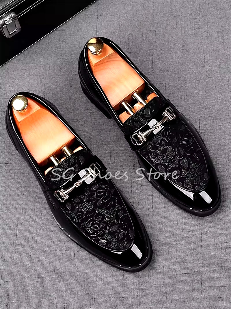 Men's British Style Embroidered Tassel Loafers: Retro Slip-On Derby Shoes with Metal Chain Decor for Weddings and Formal Events