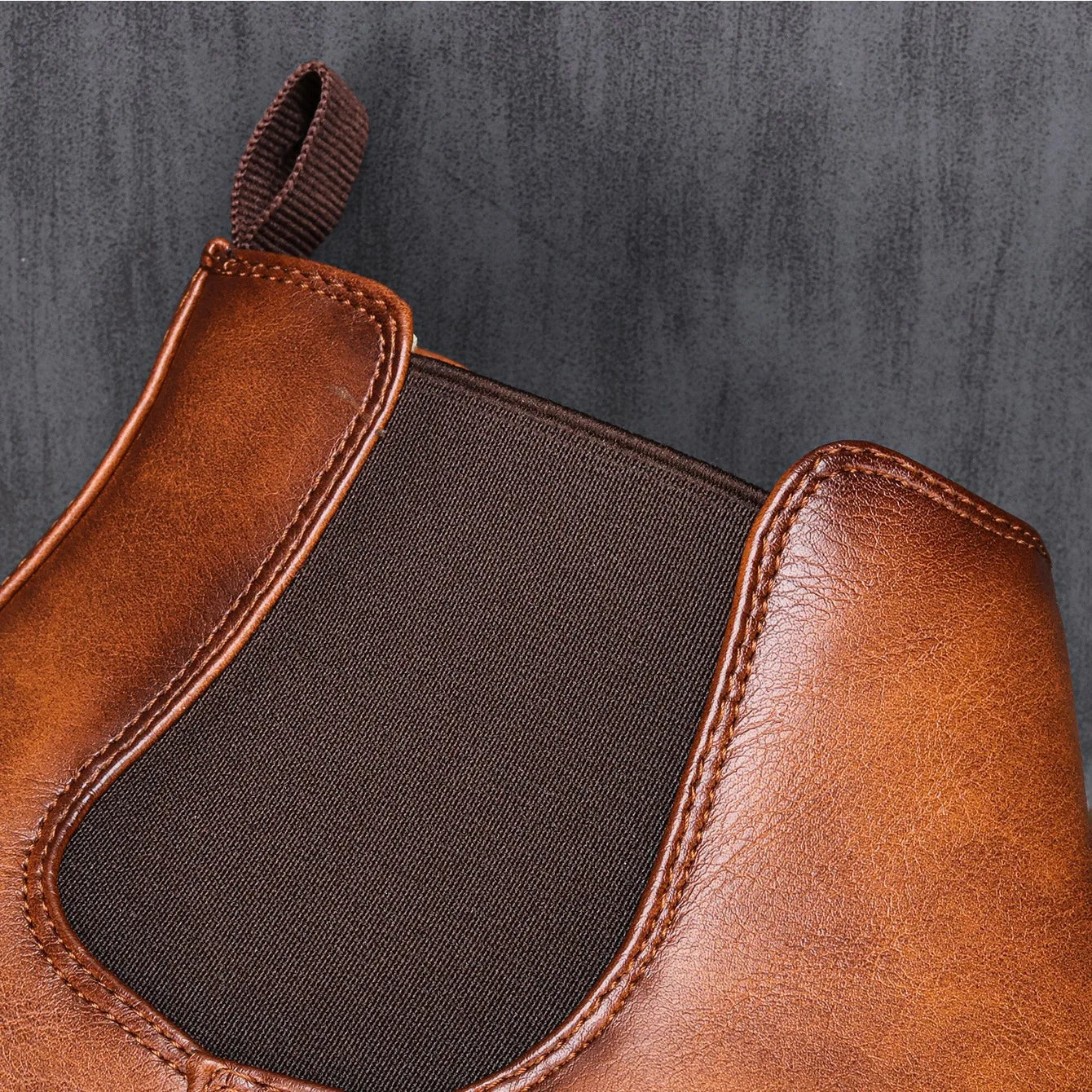 Men's Retro Chelsea Boots: Comfortable and Fashionable Footwear for Stylish Men