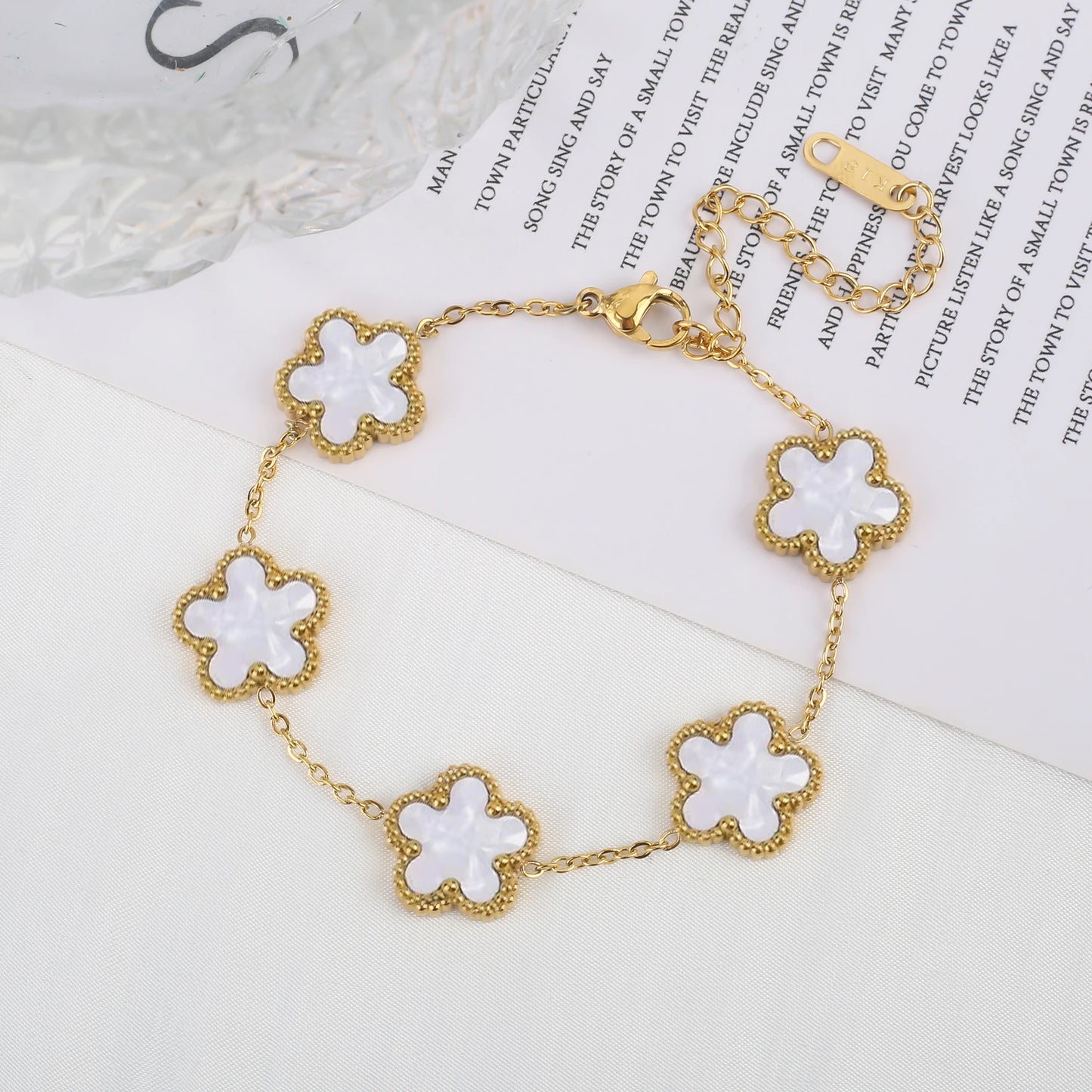 Classic Luxury Stainless Steel Bracelet β Adjustable Five-Flower Clover Design for Women, Fashion Jewelry