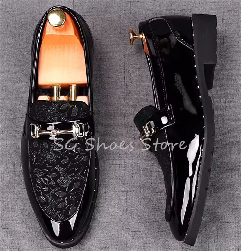 Men's British Style Embroidered Tassel Loafers: Retro Slip-On Derby Shoes with Metal Chain Decor for Weddings and Formal Events