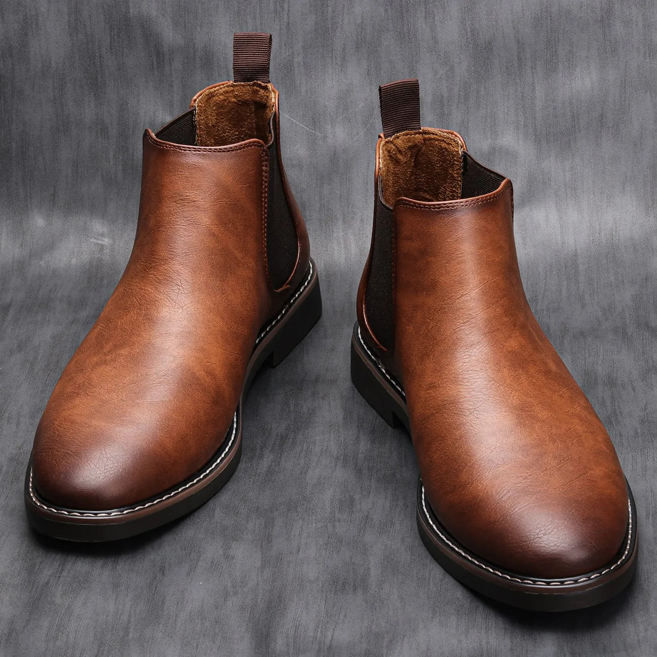 Men's Retro Chelsea Boots: Comfortable and Fashionable Footwear for Stylish Men