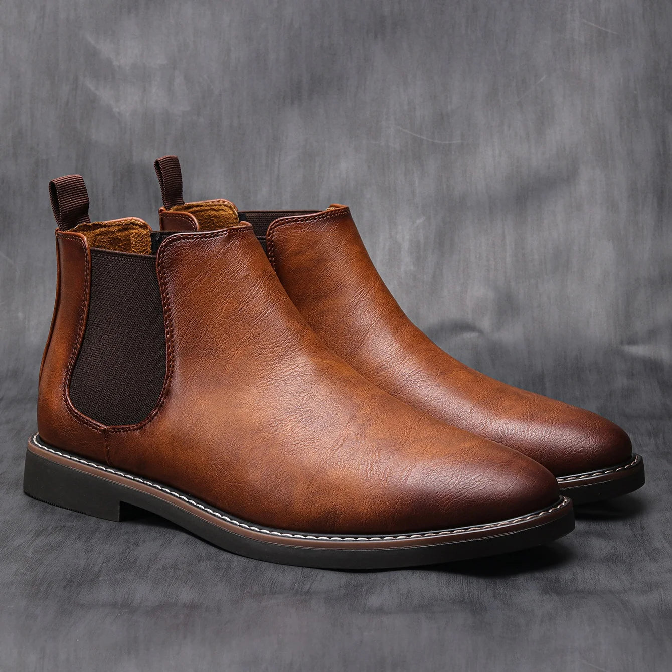Men's Retro Chelsea Boots: Comfortable and Fashionable Footwear for Stylish Men
