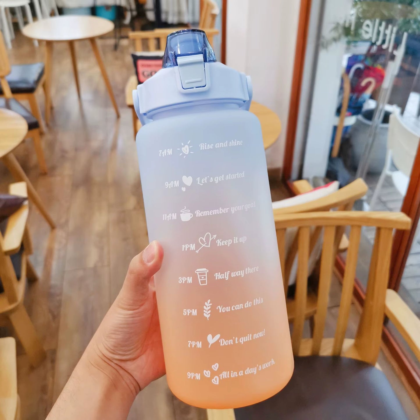 2000mL Sports Drinking Bottle with Time Marker: Large Capacity Fitness Water Bottle for Men and Women