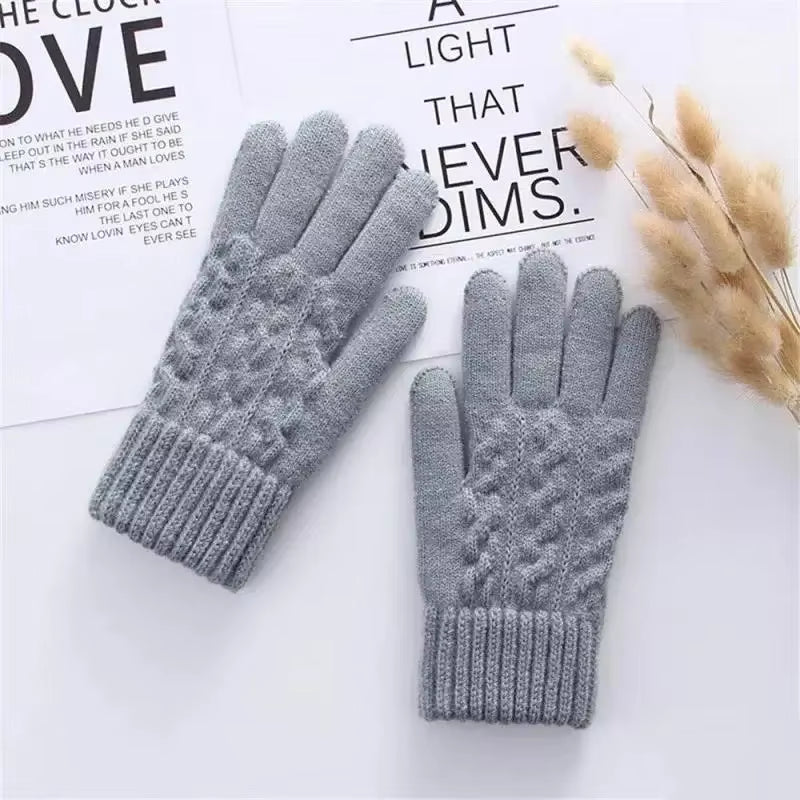 Warm Full Finger Winter Gloves: Men and Women Touchscreen Fleece, Thickened Wool Knitted for Cycling and Driving